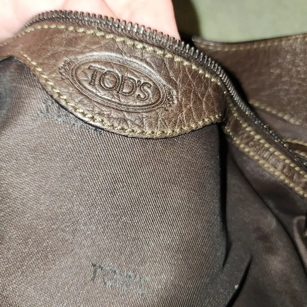 TOD'S EUC XL PEBBLED LEATHER HOBO BAG SATCHEL.